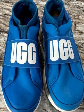 UGG NEUTRA NEON BLUE sneakers  Size 7